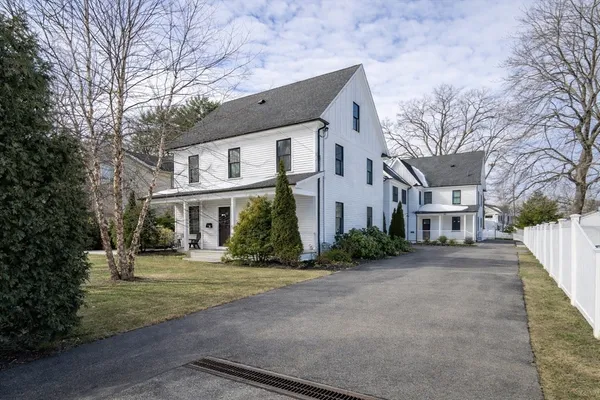 $2,200,000 | 405 Parker Street, Unit 405, Newton, MA 02459