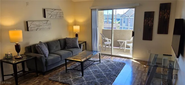 $1,600 | 2300 East Silverado Ranch Boulevard, Unit 2006, Las Vegas, NV 89183