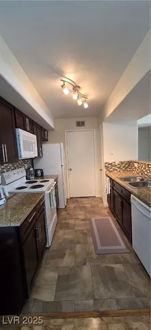 $1,600 | 2300 East Silverado Ranch Boulevard, Unit 2006, Las Vegas, NV 89183