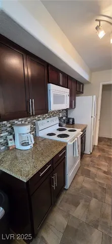 $1,600 | 2300 East Silverado Ranch Boulevard, Unit 2006, Las Vegas, NV 89183