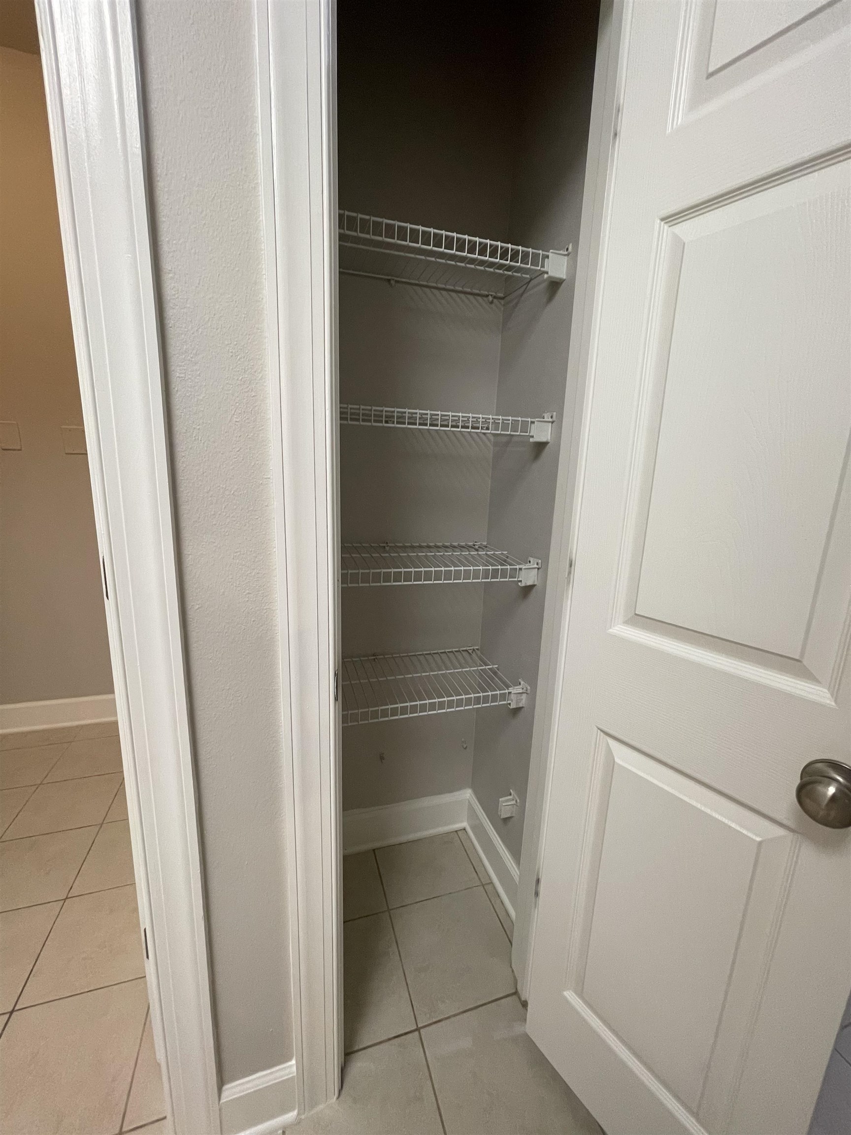450 Park Avenue, Unit 710 Foley, AL 36535 - Photo 15 of 23 Pantry