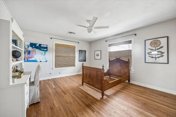 $299,000 | 506 East 6th Street, Brenham, TX 77833