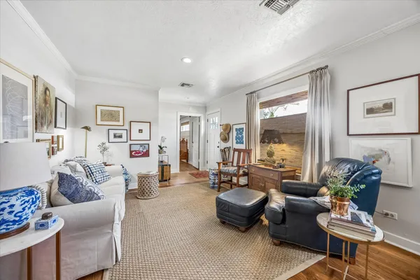 $299,000 | 506 East 6th Street, Brenham, TX 77833