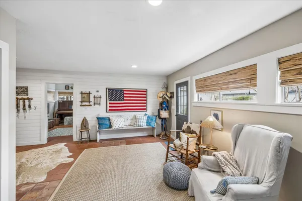 $299,000 | 506 East 6th Street, Brenham, TX 77833