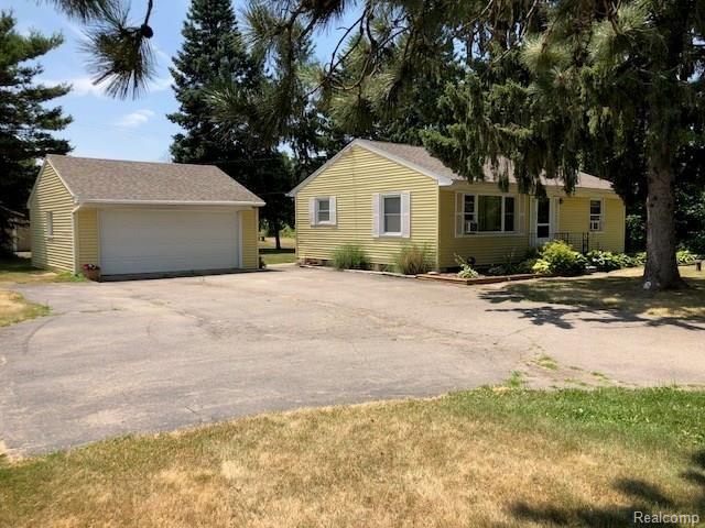 375 Barker Road Whitmore Lake, MI 48189 - Photo 1 of 14 IMG_7360.jpg