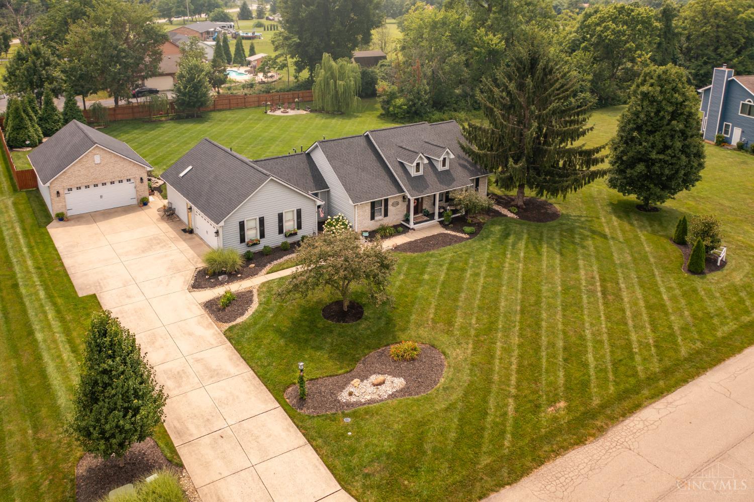 3059 Countryside Lane Springboro, OH 45342 - Photo 3 of 78 Gallery Image 3