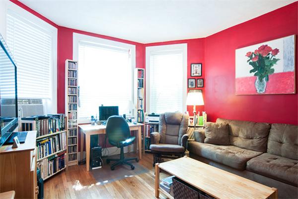 55 Thatcher Street, Unit 1 Brookline, MA 02446 - Photo 3 of 9