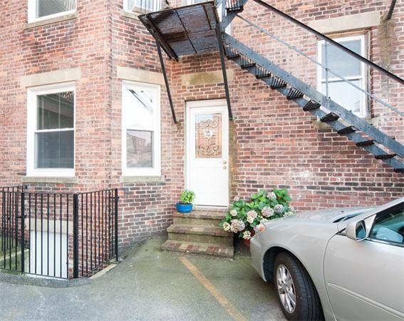 55 Thatcher Street, Unit 1 Brookline, MA 02446 - Photo 9 of 9