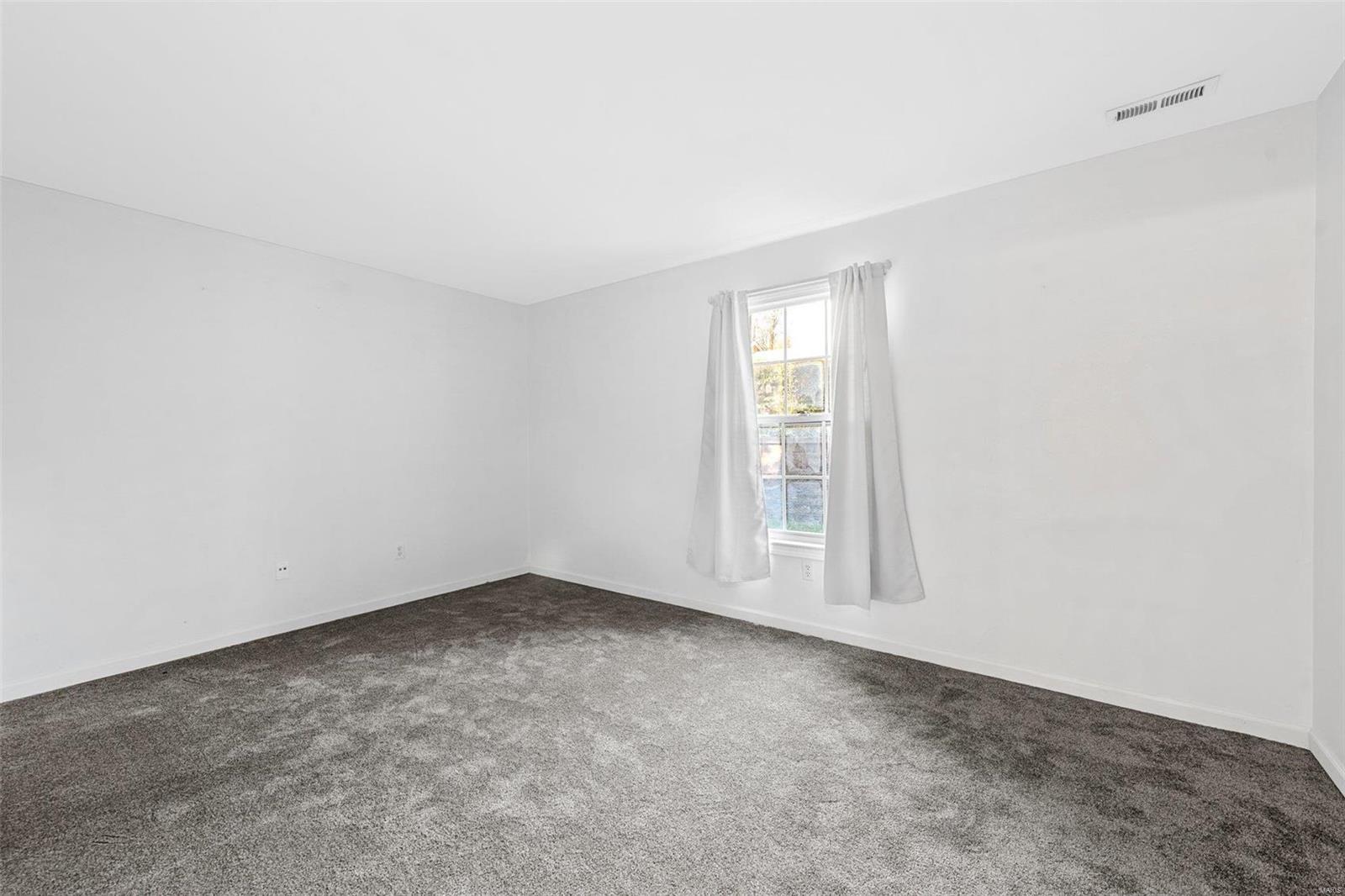 717 Ridgeside Drive, Unit D Ballwin, MO 63021 - Photo 17 of 27