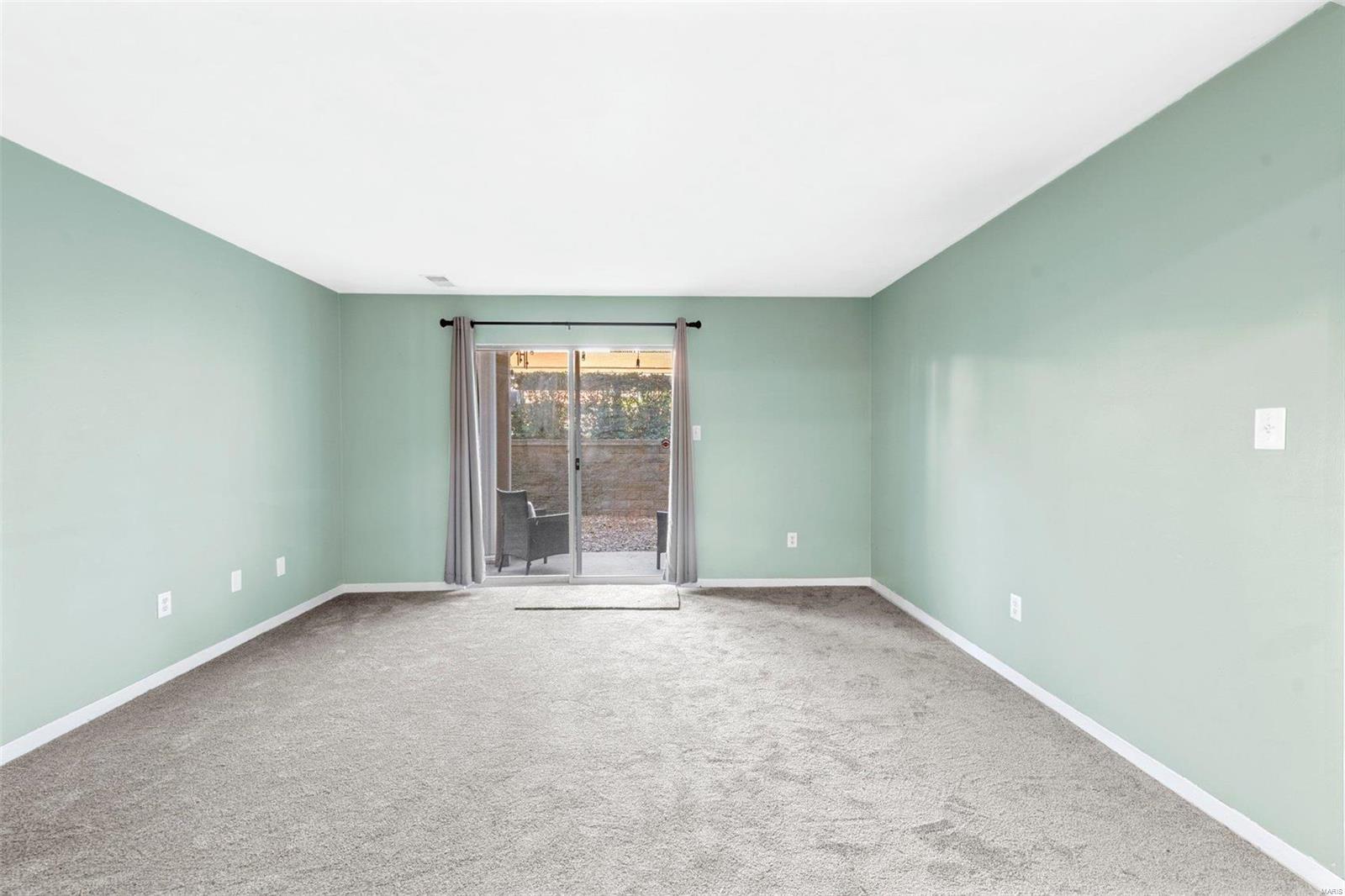 717 Ridgeside Drive, Unit D Ballwin, MO 63021 - Photo 7 of 27