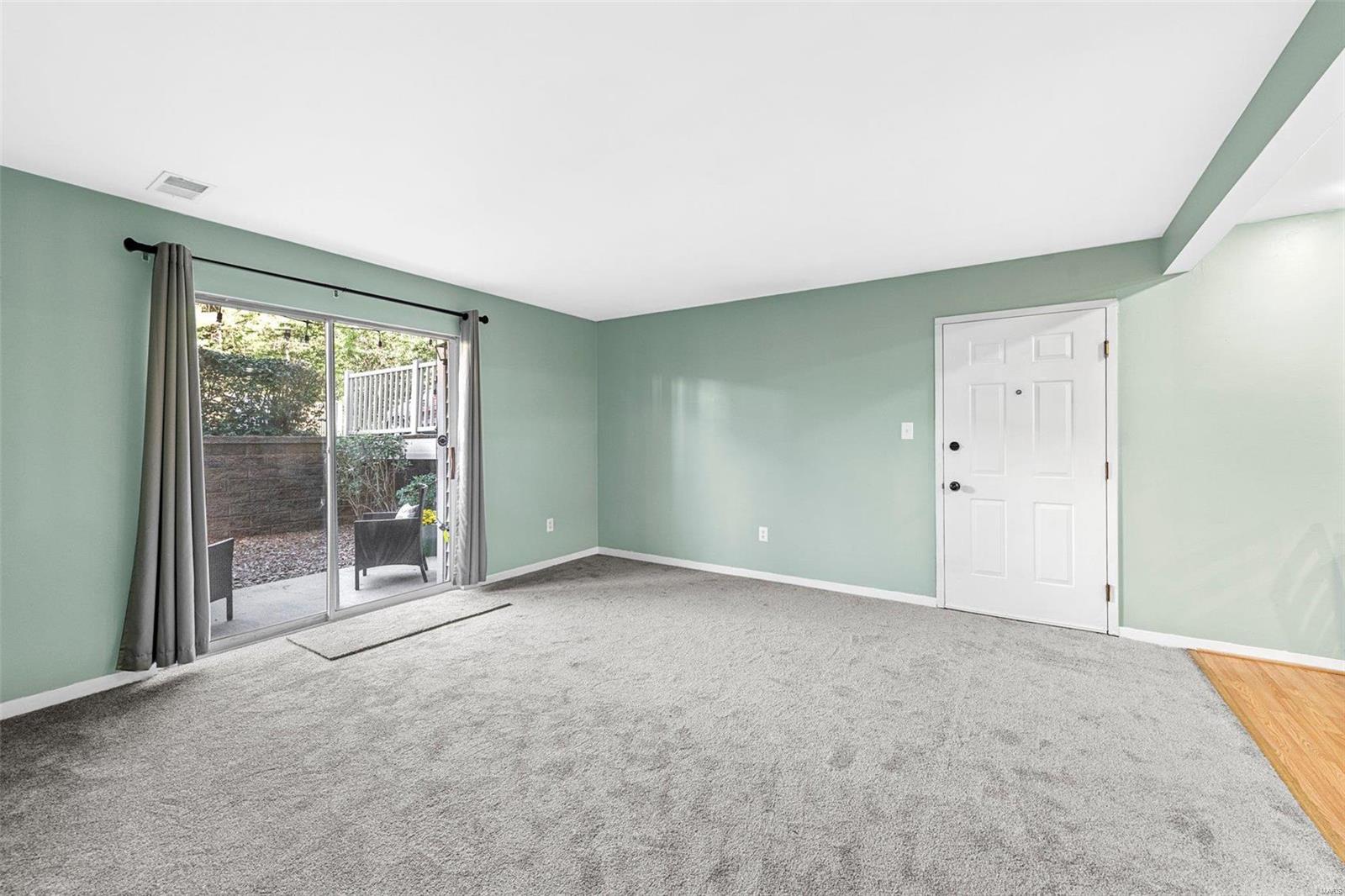 717 Ridgeside Drive, Unit D Ballwin, MO 63021 - Photo 8 of 27