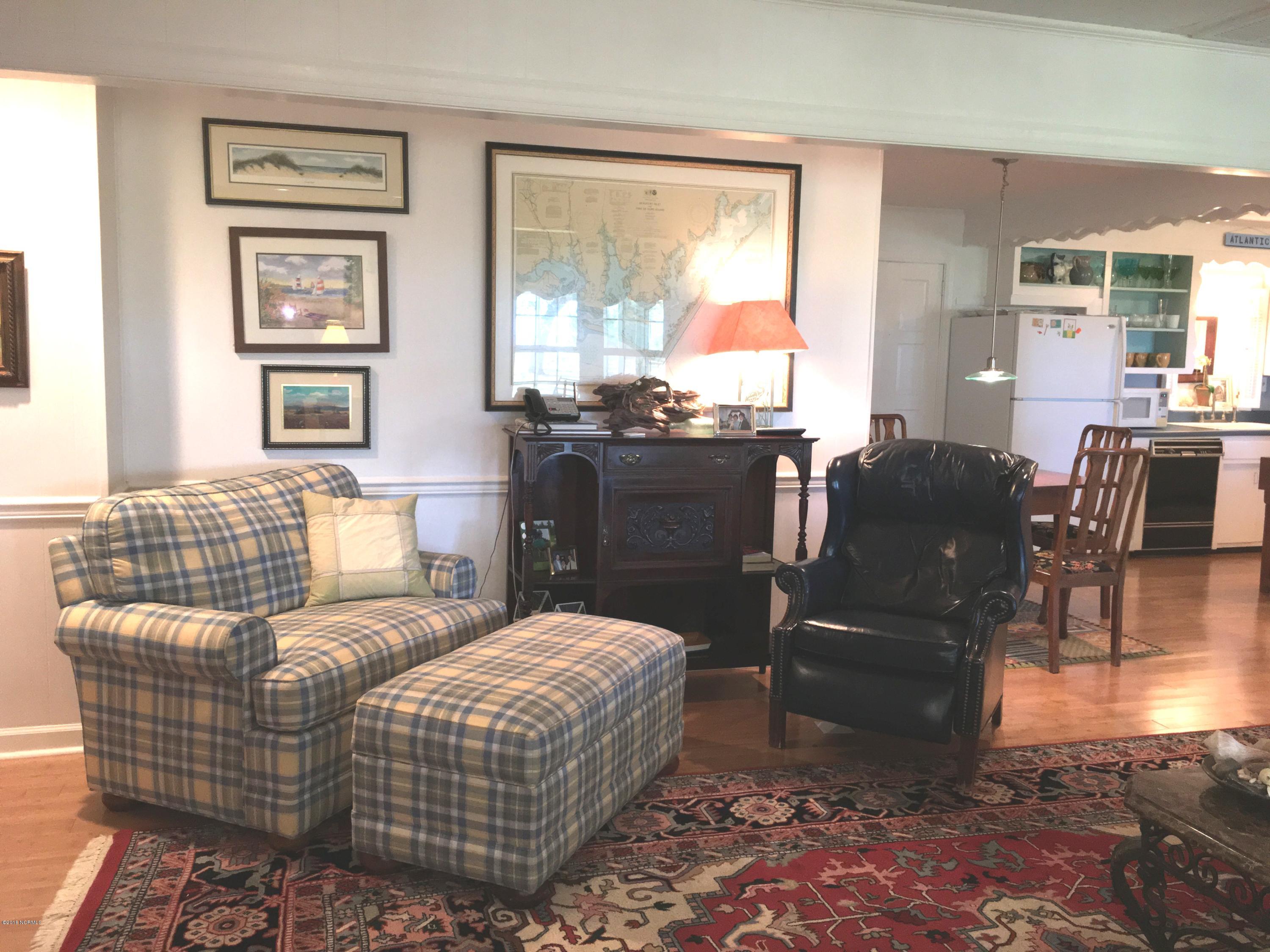 245 Core Sound Loop Road Atlantic, NC 28511 - Photo 26 of 59 Living Rm