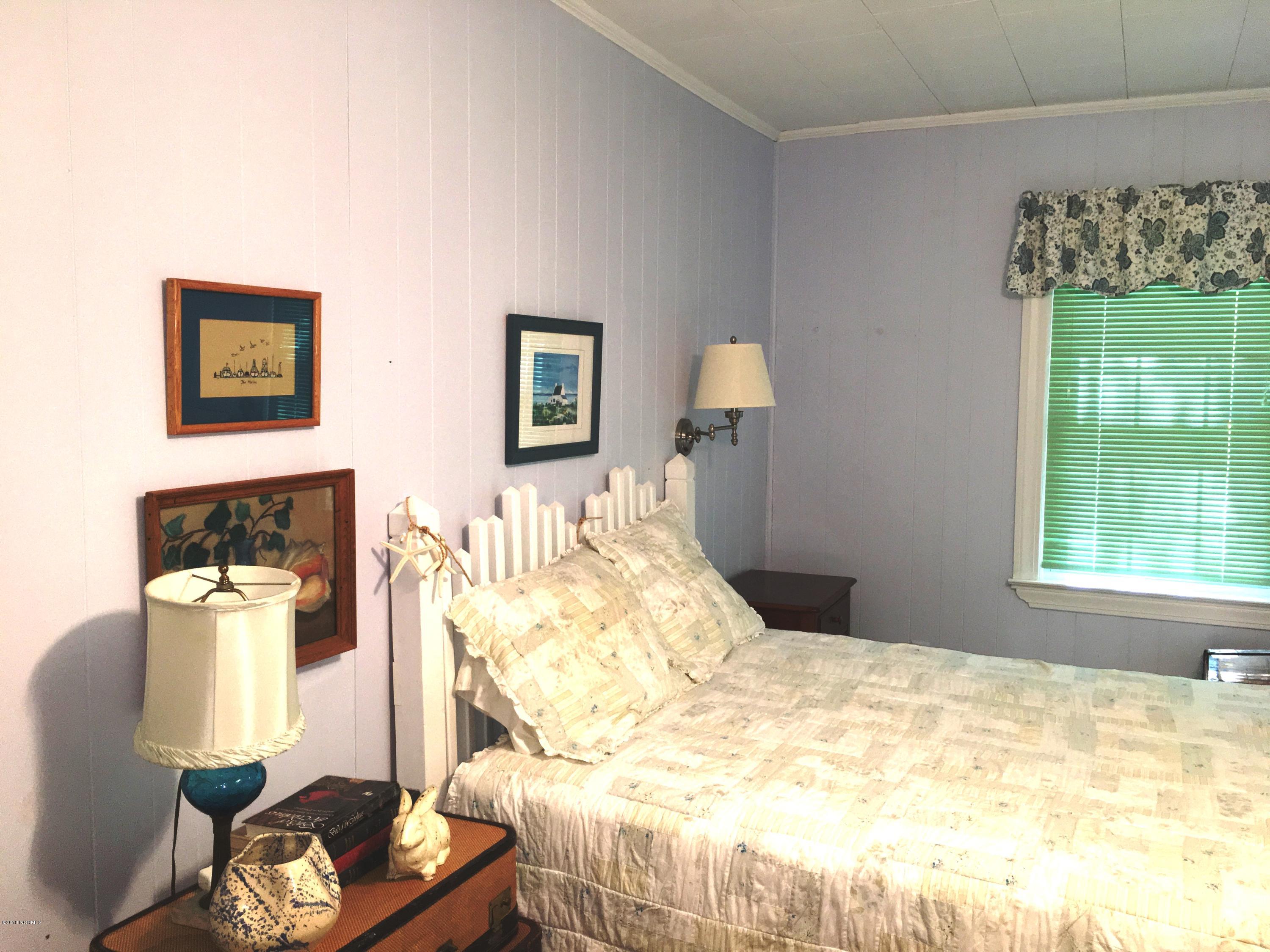 245 Core Sound Loop Road Atlantic, NC 28511 - Photo 32 of 59 Master BR