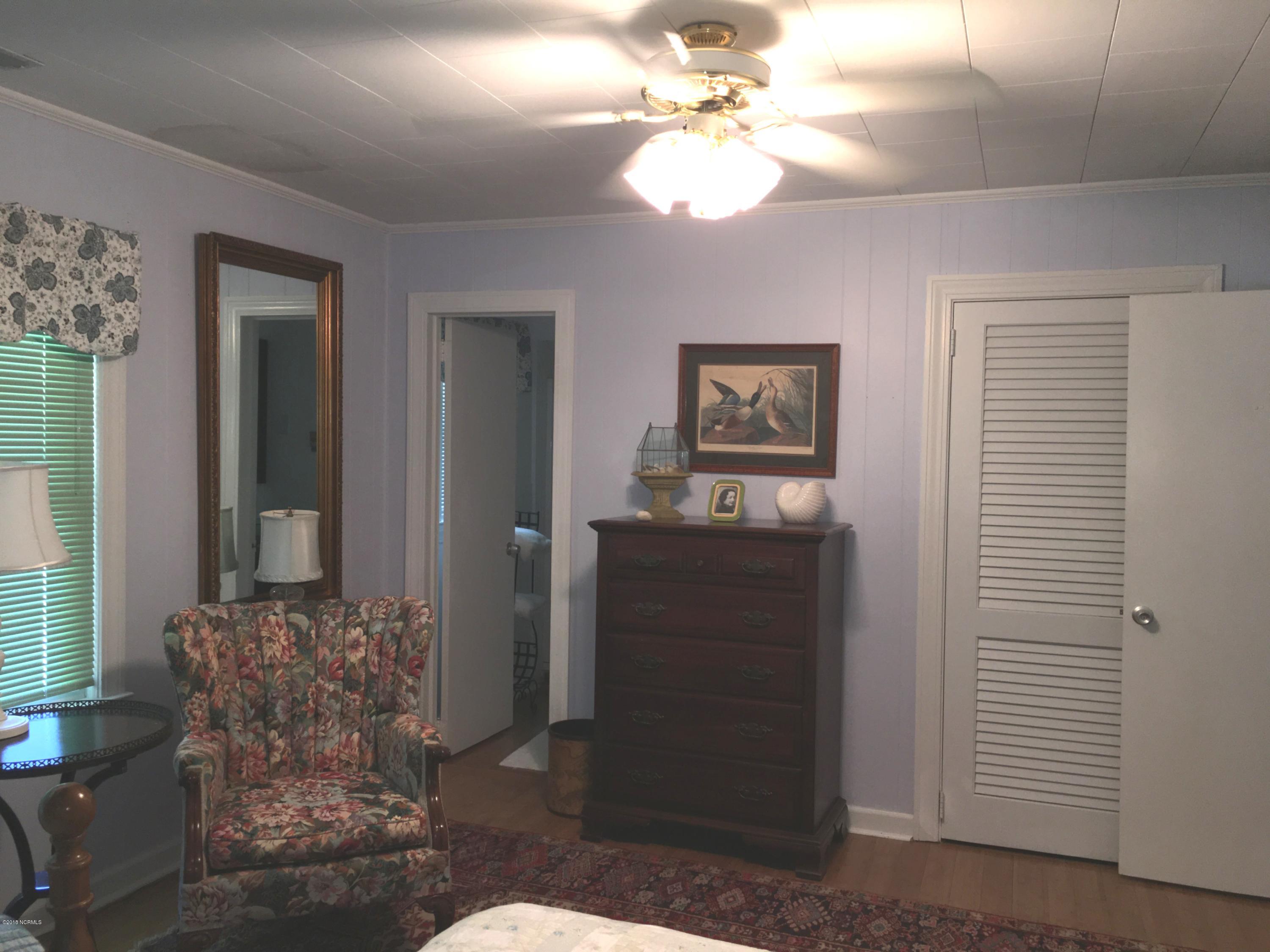 245 Core Sound Loop Road Atlantic, NC 28511 - Photo 34 of 59 Master BR