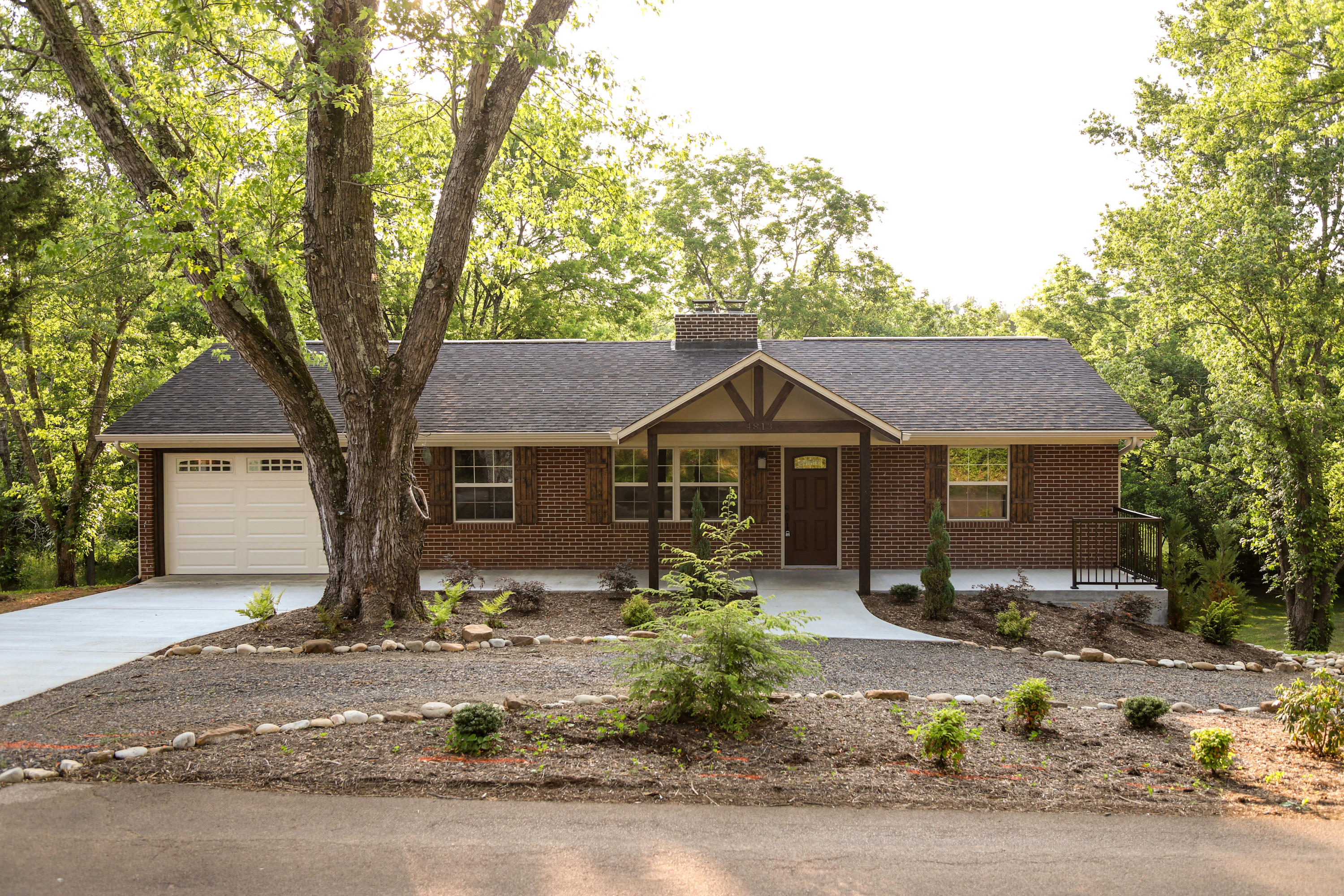 4813 Salem Road Greenback, TN 37742 - Photo 1 of 26 IMG_0202