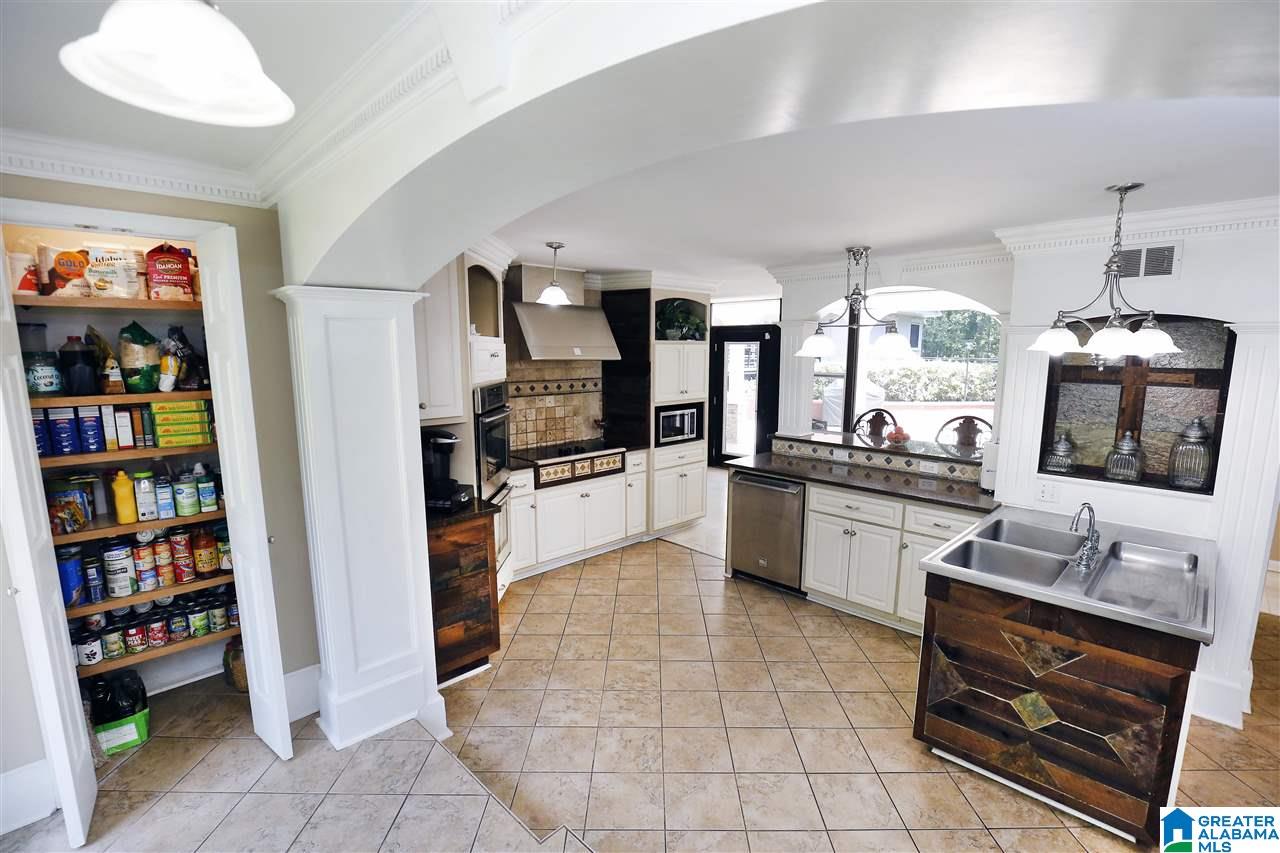 2901 Coleman Road Anniston, AL 36207 - Photo 5 of 46
