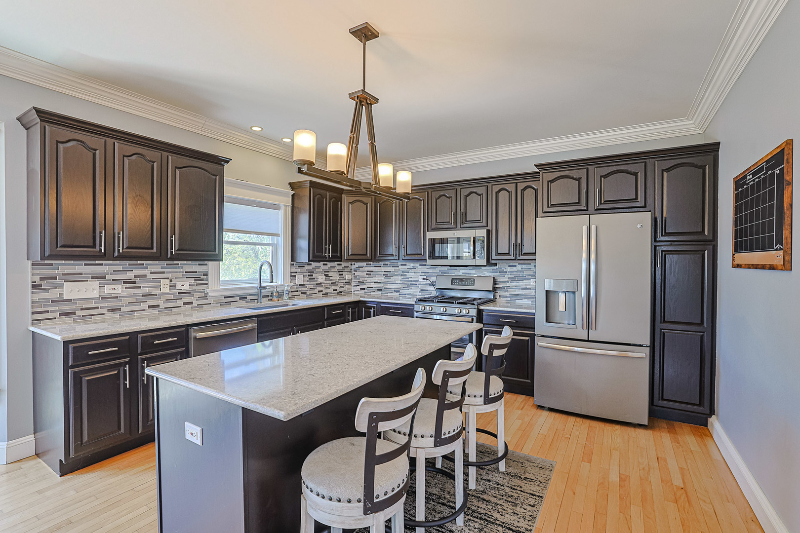 8317 Appaloosa Lane Spring Grove, IL 60081 - Photo 6 of 33