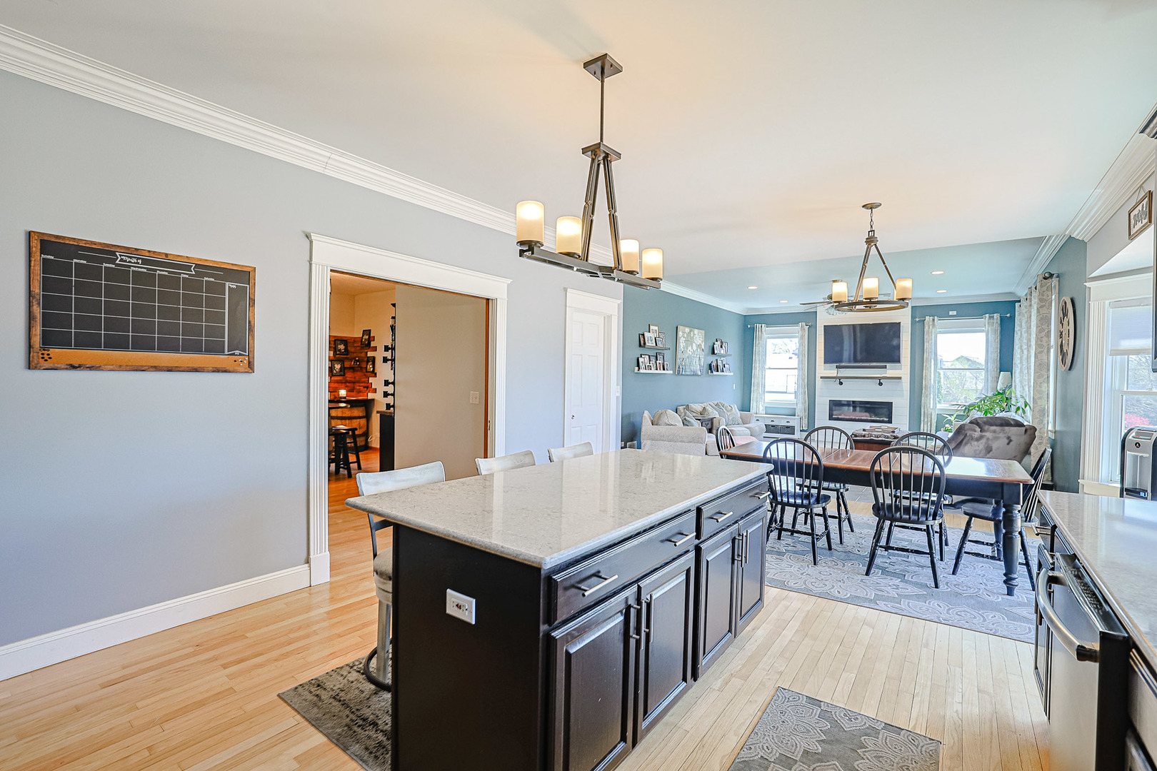 8317 Appaloosa Lane Spring Grove, IL 60081 - Photo 8 of 33