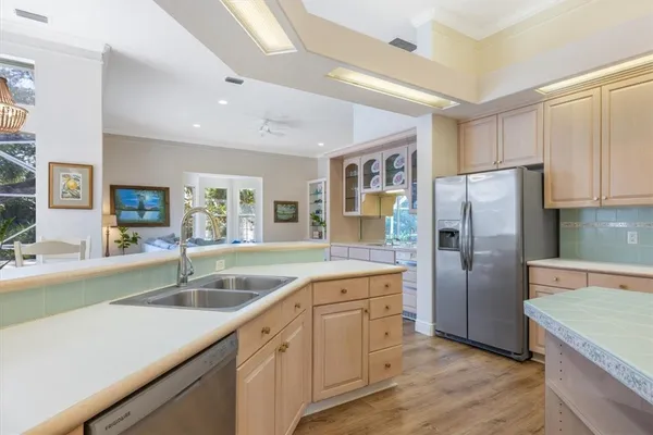 $1,550,000 | 641 Marbrisa River Lane, Indian River Shores, FL 32963