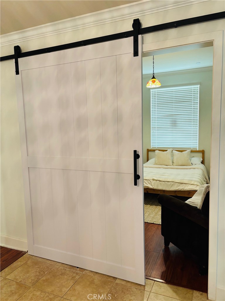 2367 Jefferson Street, Unit 112 Torrance, CA 90501 - Photo 17 of 24 Entrance Guest Room