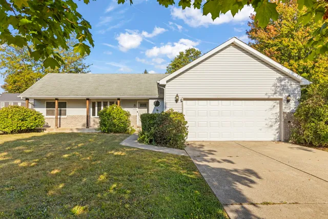 $339,000 | 2337 Golfview Drive, Joliet, IL 60435