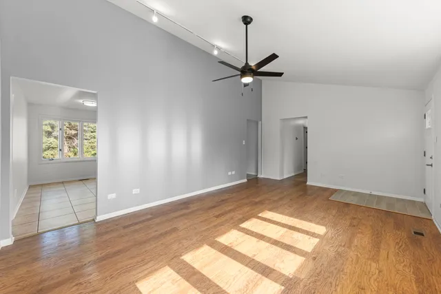 $339,000 | 2337 Golfview Drive, Joliet, IL 60435