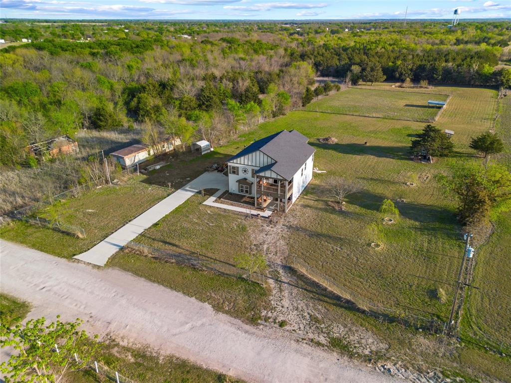 641 Countess Road Quinlan, TX 75474 - Photo 6 of 40