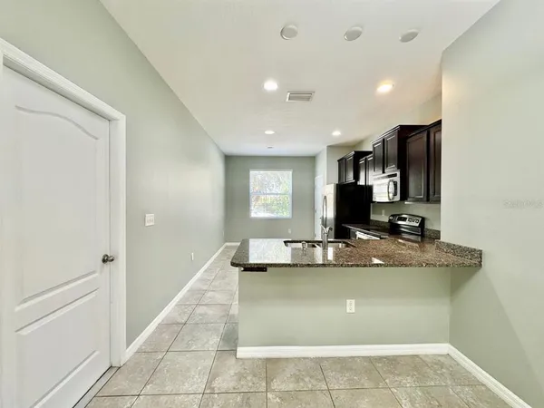 $2,000 | 13955 Snapper Fin Lane, Tampa, FL 33637