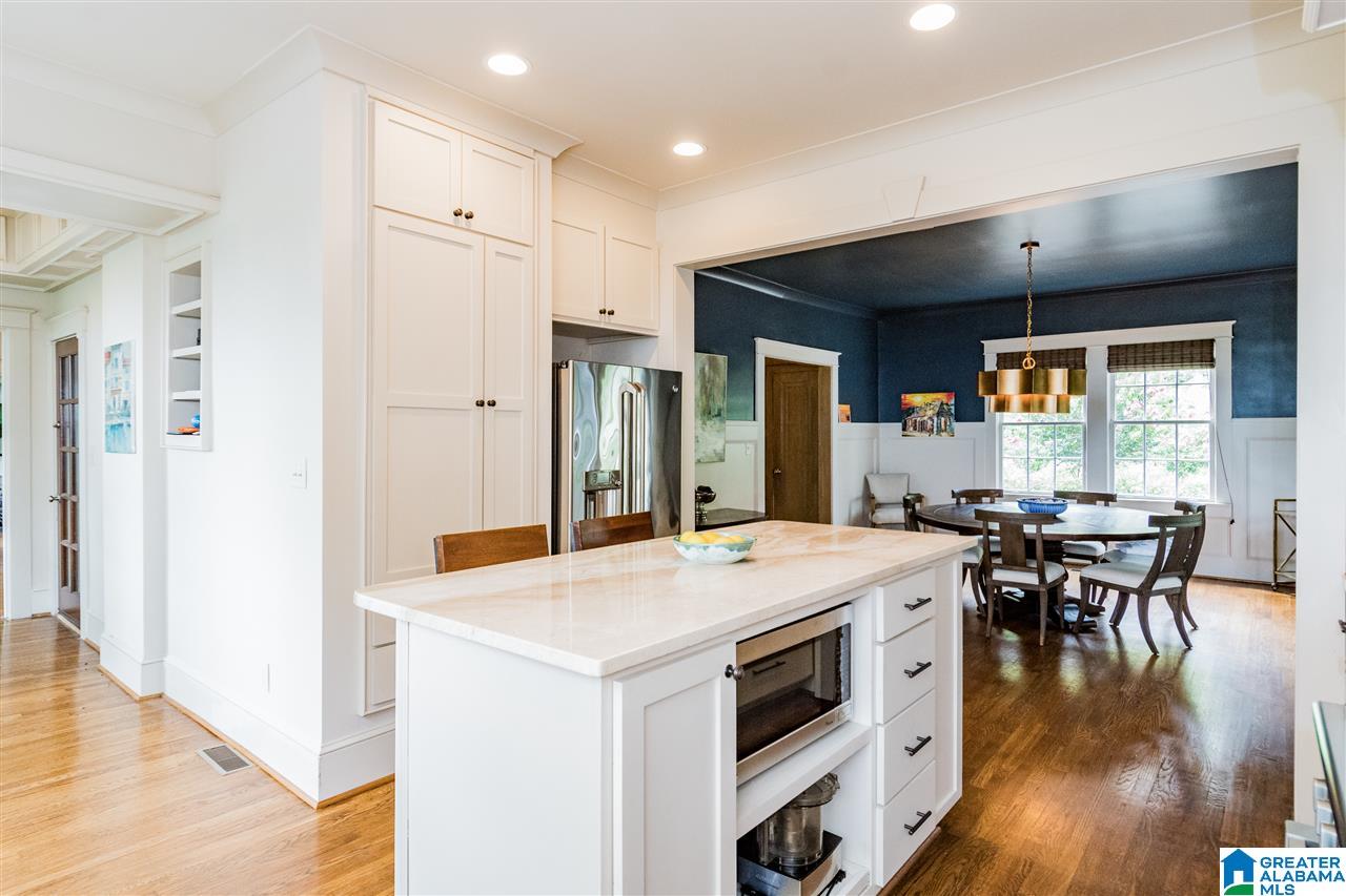 3592 Altamont Road Birmingham, AL 35222 - Photo 6 of 50