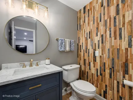 $1,250,000 | 3800 Cindy Lane, Glenview, IL 60025