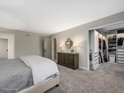 $1,250,000 | 3800 Cindy Lane, Glenview, IL 60025