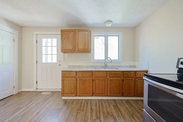 $309,900 | 101 Jones Road, Unit 101, Hopedale, MA 01747