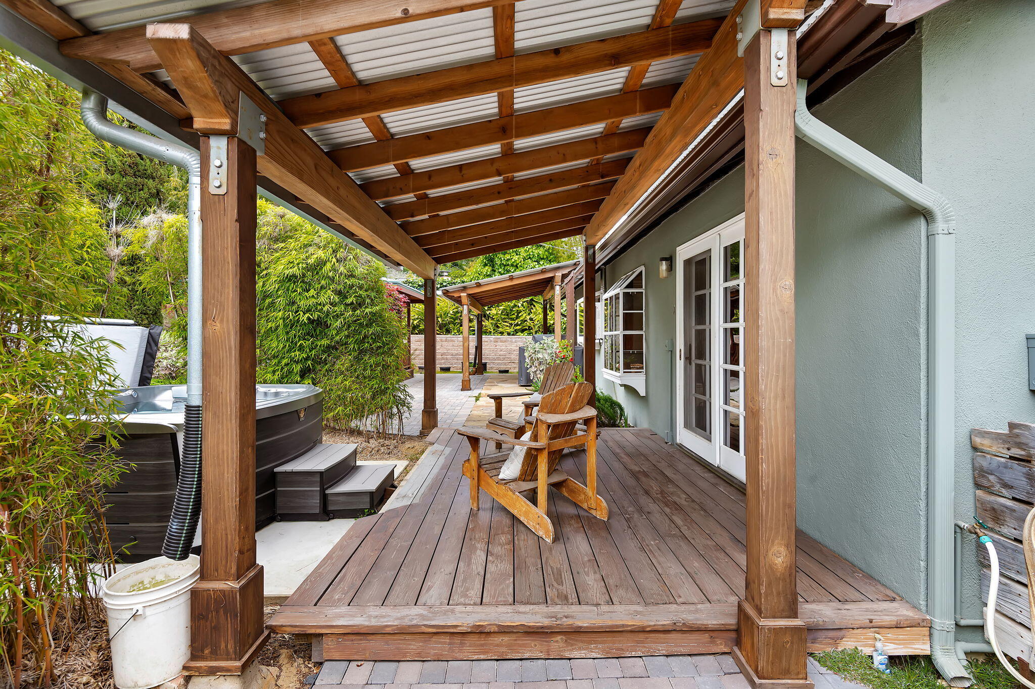 729 Fellowship Road Santa Barbara, CA 93109 - Photo 11 of 52 31-web-or-mls-31 - Back Patio