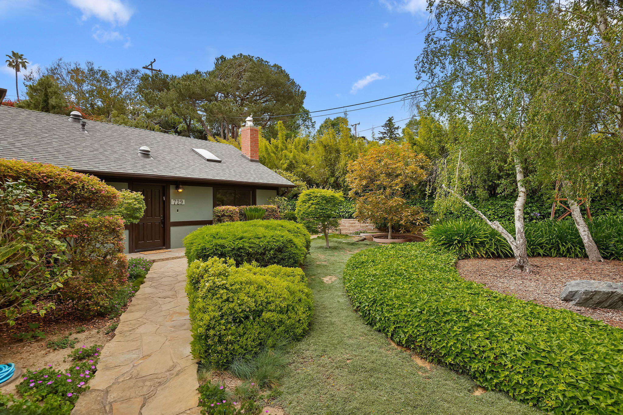 729 Fellowship Road Santa Barbara, CA 93109 - Photo 2 of 52 4-web-or-mls-04 - Front Yard