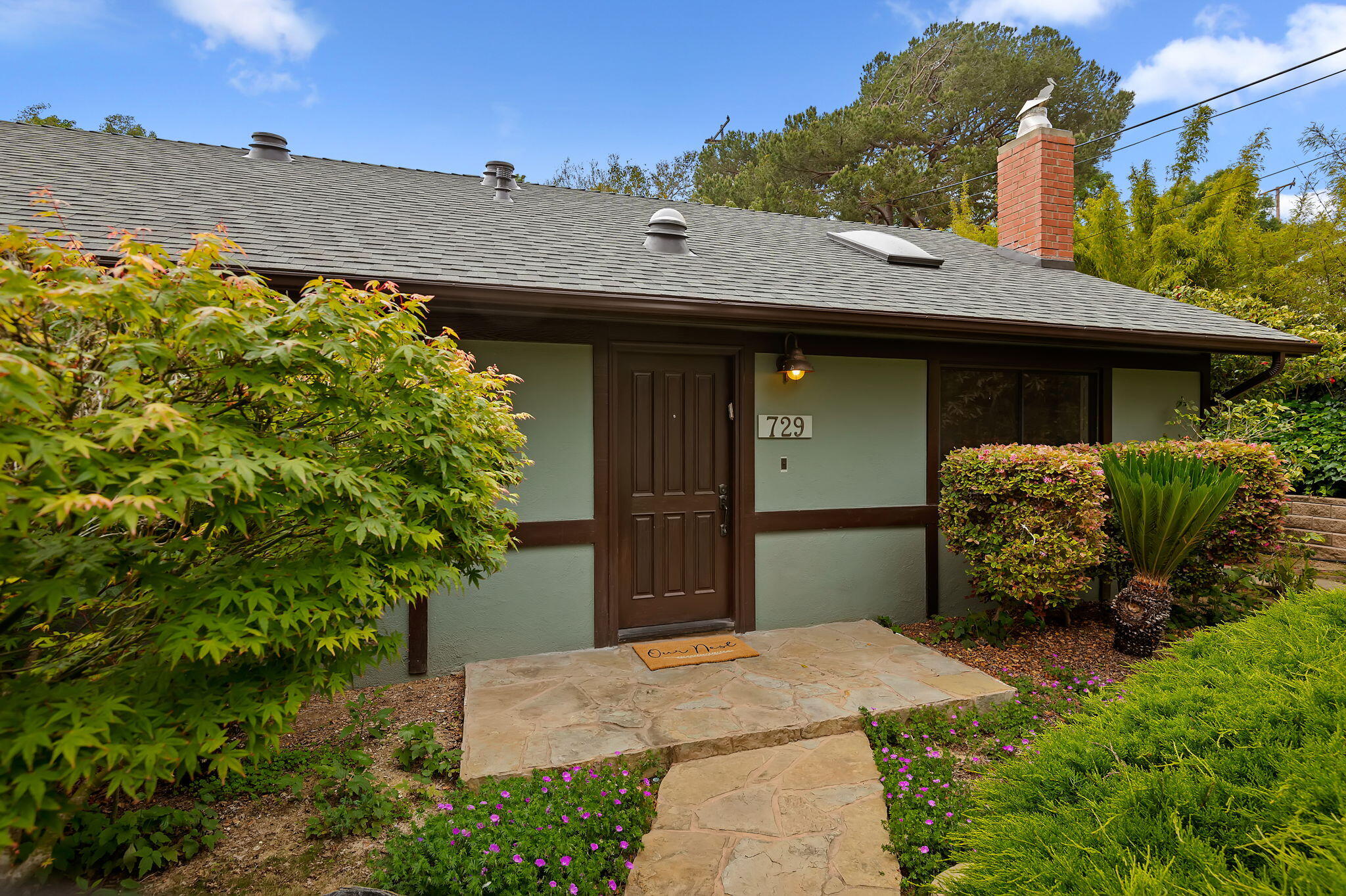 729 Fellowship Road Santa Barbara, CA 93109 - Photo 3 of 52 5-web-or-mls-05 - Front Entrance