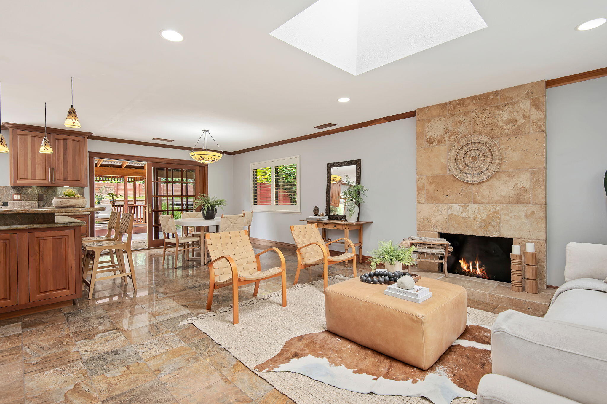729 Fellowship Road Santa Barbara, CA 93109 - Photo 5 of 52 6-web-or-mls-06 - Living Room