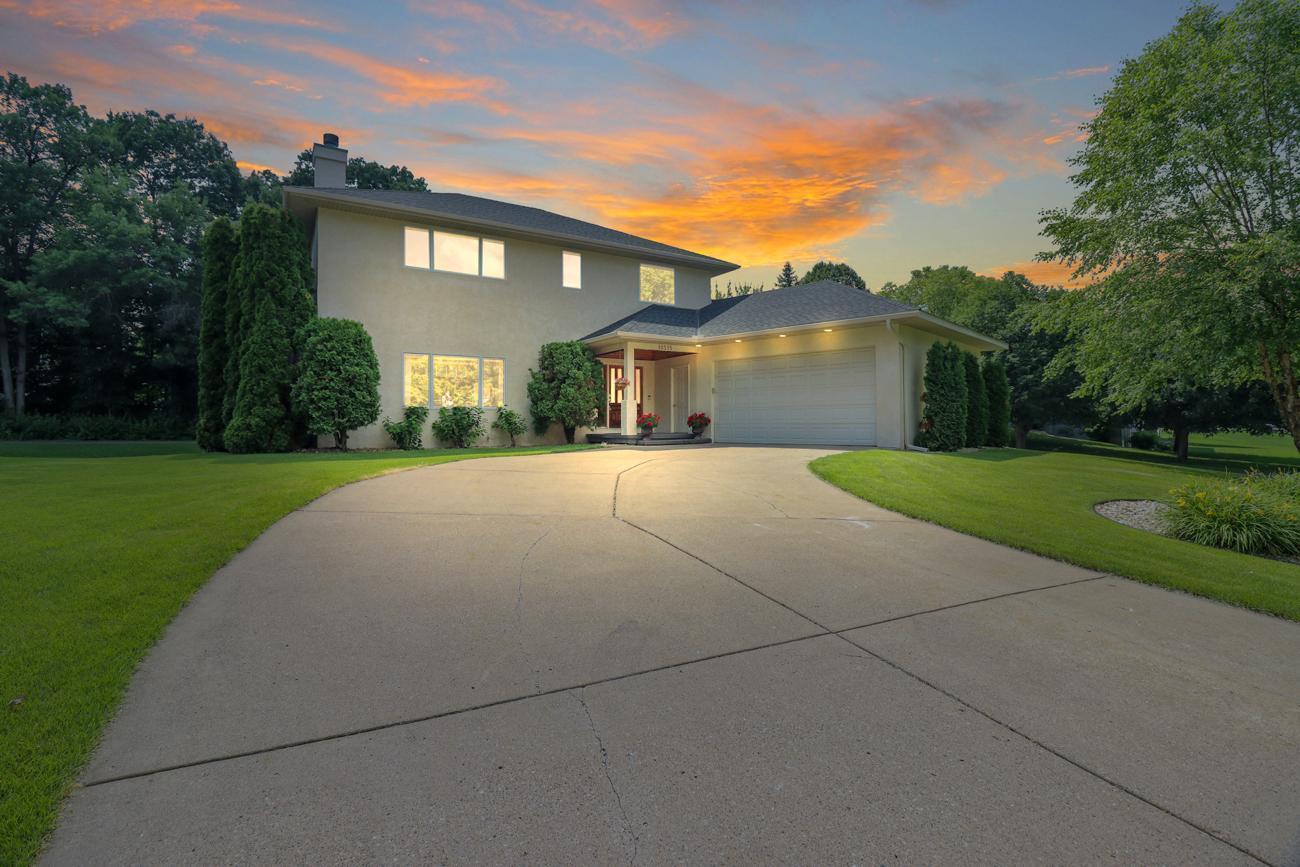 10535 Forestview Cir North