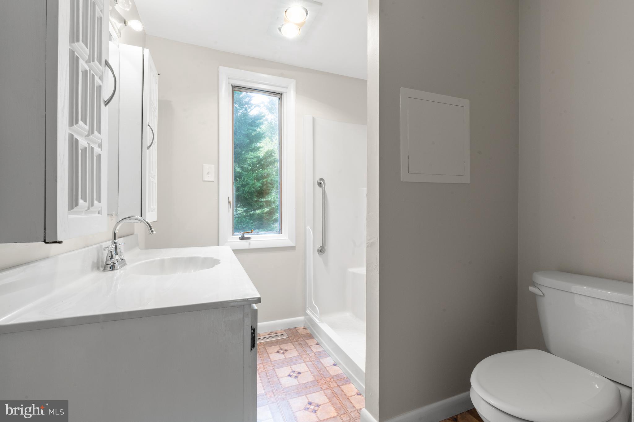 502 King Of Prussia Road Wayne, PA 19087 - Photo 23 of 36 Primary Bath