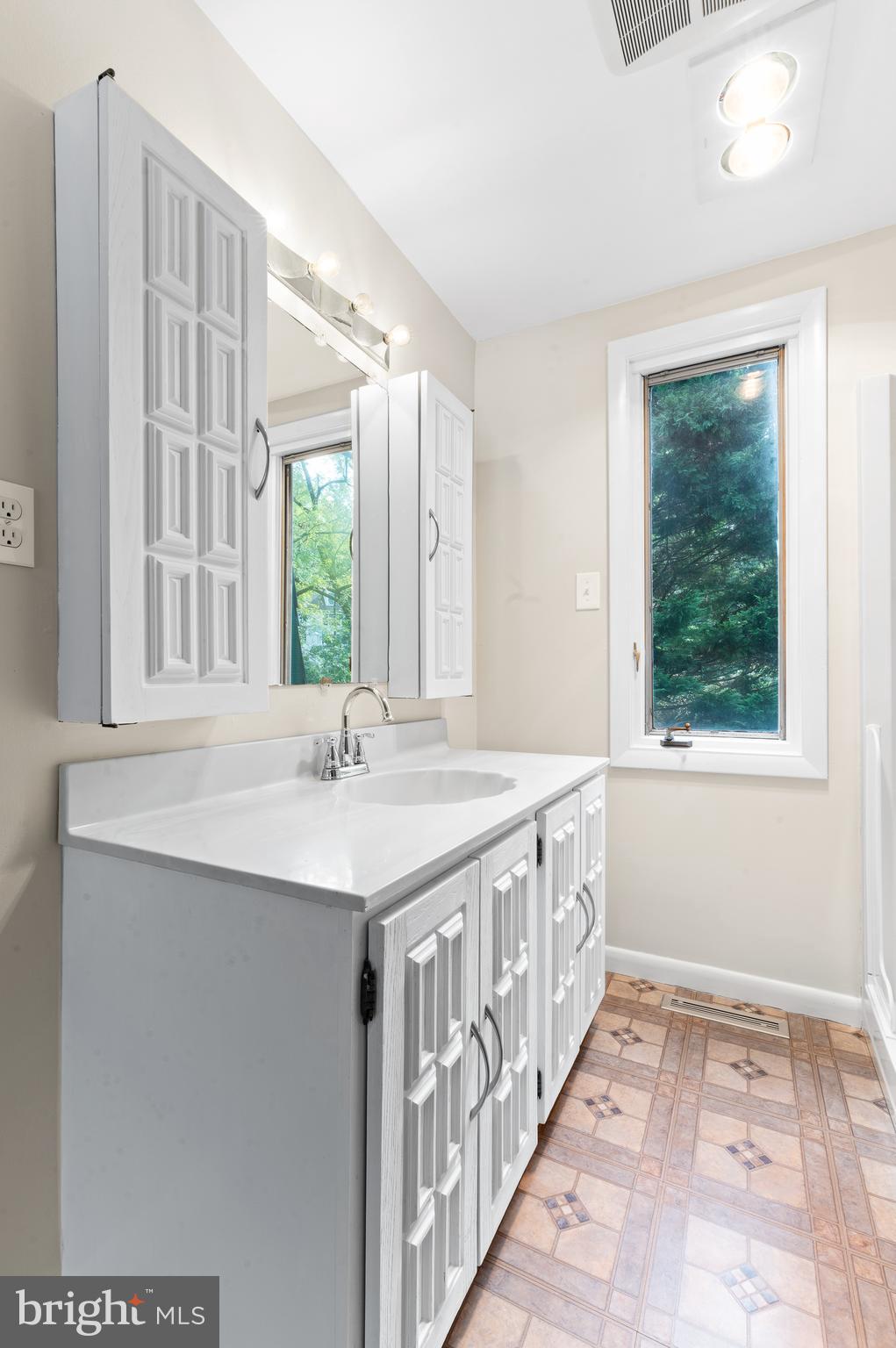 502 King Of Prussia Road Wayne, PA 19087 - Photo 24 of 36 Primary Bath