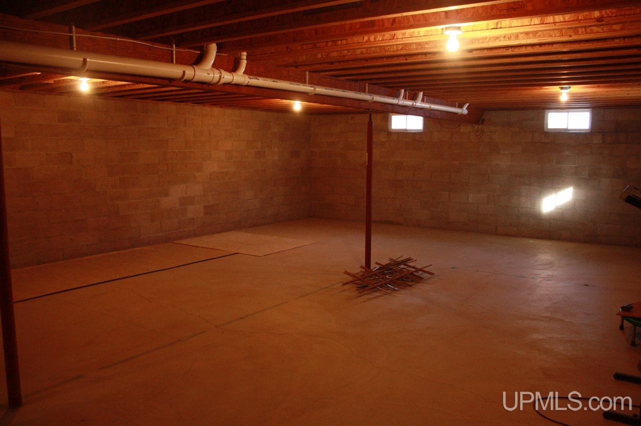 36 Ridge Road Marquette, MI 49855 - Photo 22 of 29 Gallery Image 22