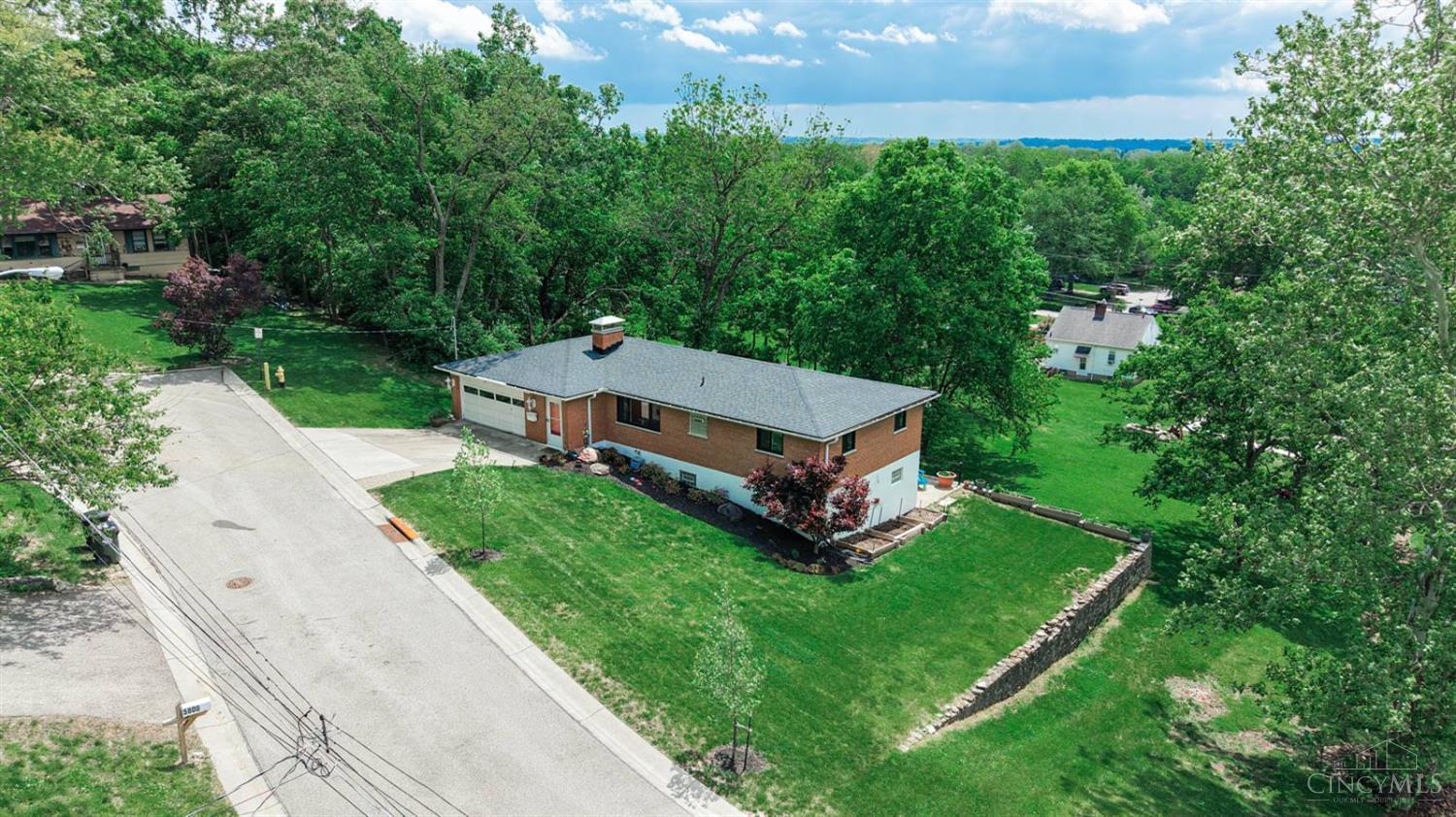 5801 Maphet Street Cincinnati, OH 45227 - Photo 34 of 42