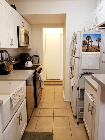 $2,450 | 3950 North Lake Shore Drive, Unit 509B, Chicago, IL 60613