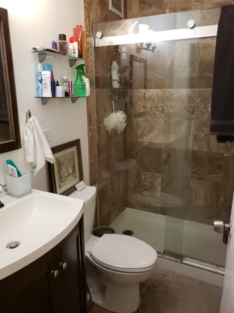 $2,450 | 3950 North Lake Shore Drive, Unit 509B, Chicago, IL 60613