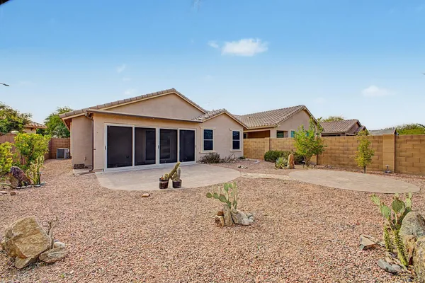 $1,695 | 17447 North Marina Avenue, Maricopa, AZ 85139