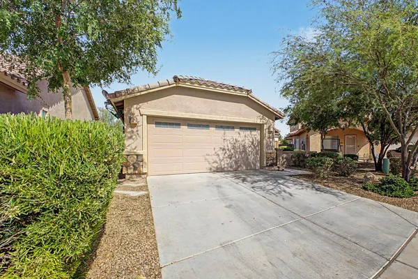 $1,695 | 17447 North Marina Avenue, Maricopa, AZ 85139