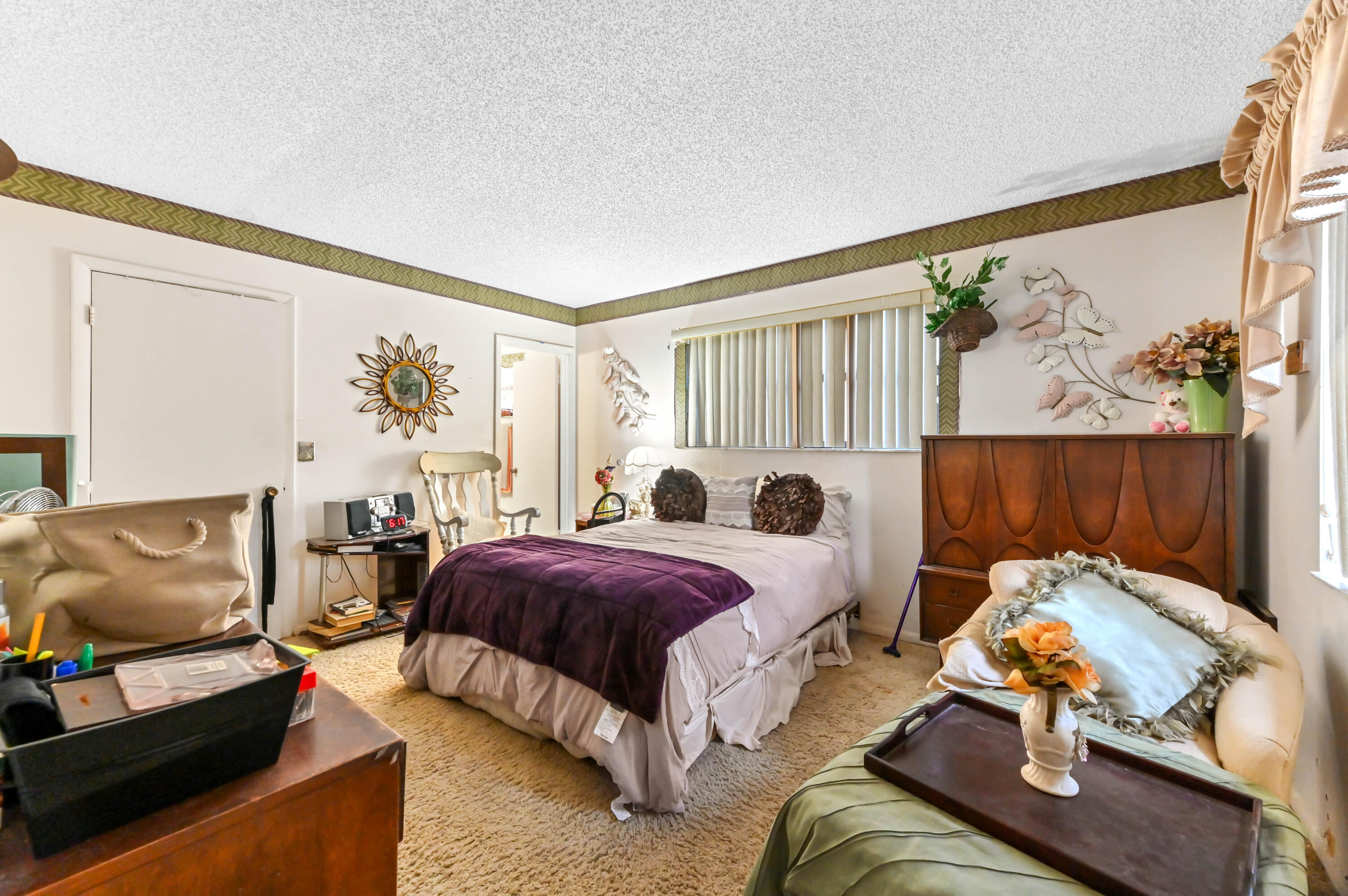 2531 Doral Way Riviera Beach, FL 33407 - Photo 11 of 27 14 bedroom 01