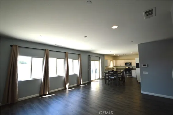$699,900 | 7064 Sweetleaf Drive, Fontana, CA 92336