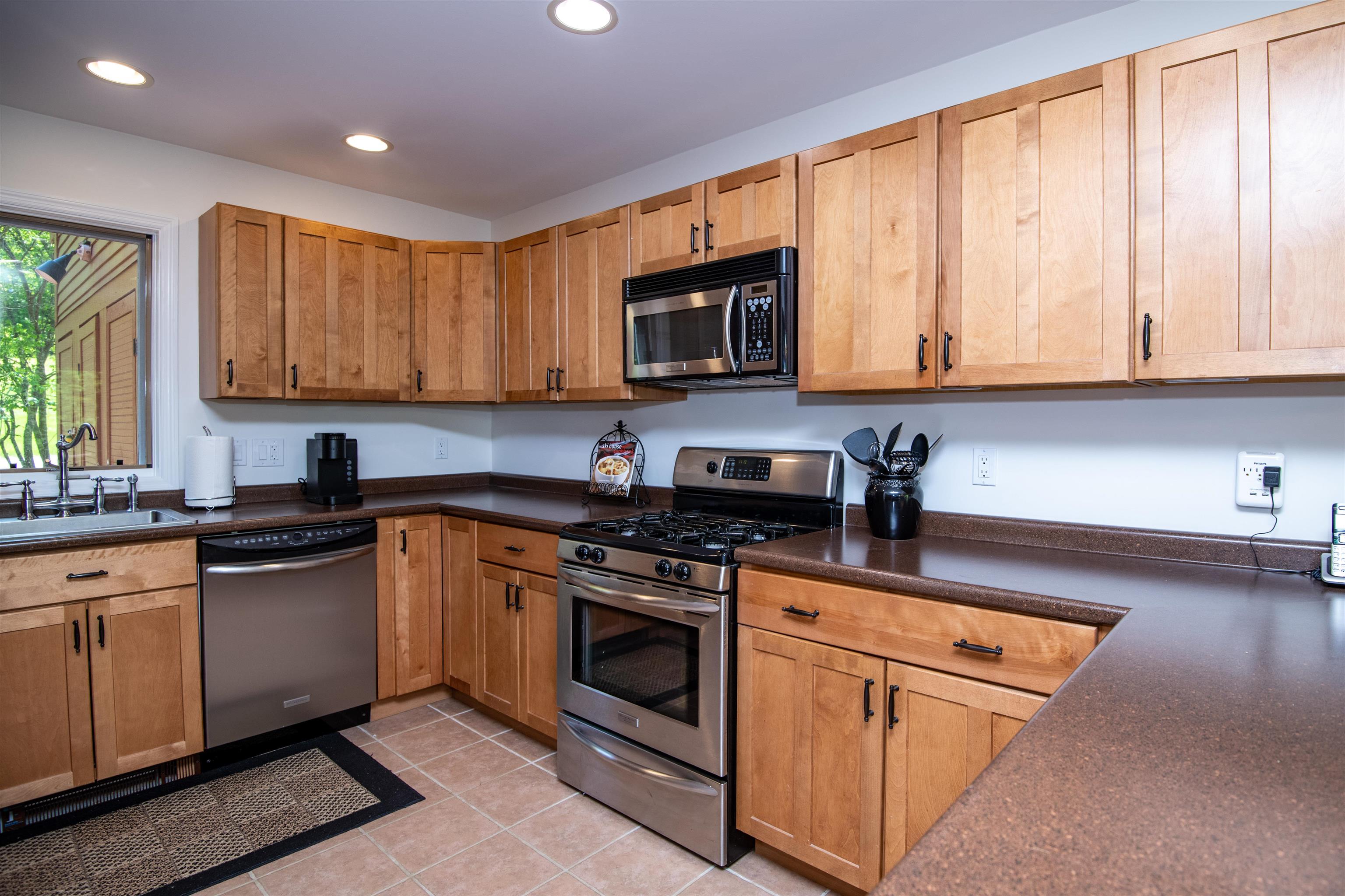 273 Birch Landing Road, Unit 23 Plymouth, VT 05149 - Photo 10 of 60