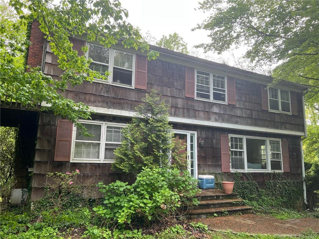 5 Hollow Spring Road, Norwalk, CT 06854 Compass