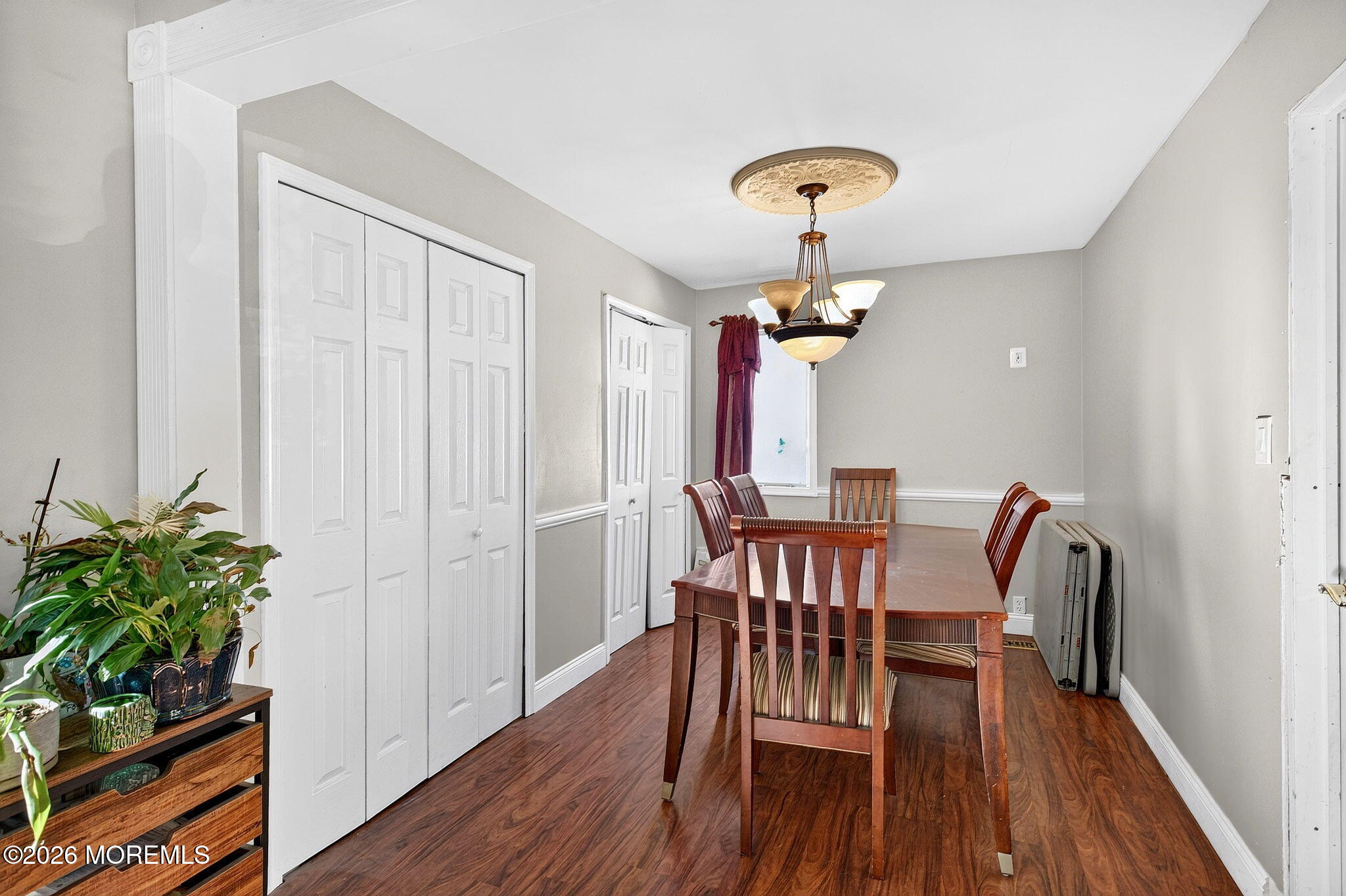 8 Steven Place Jackson, NJ 08527 - Photo 7 of 25 8-web-or-mls-IMG_8805